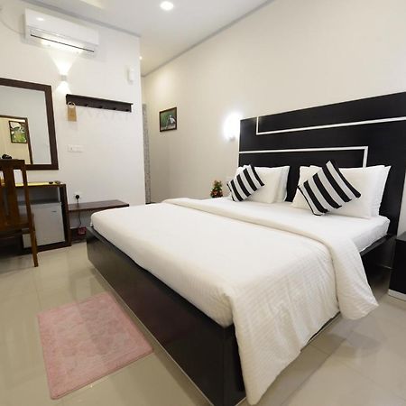 Diva Villa Airport Transit Hotel Katunayake Exterior photo
